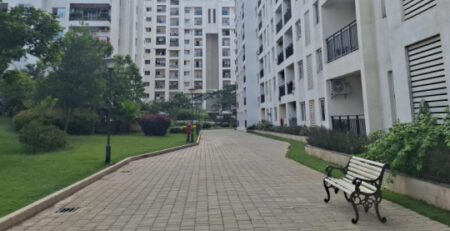 apartments for sale in Siruseri